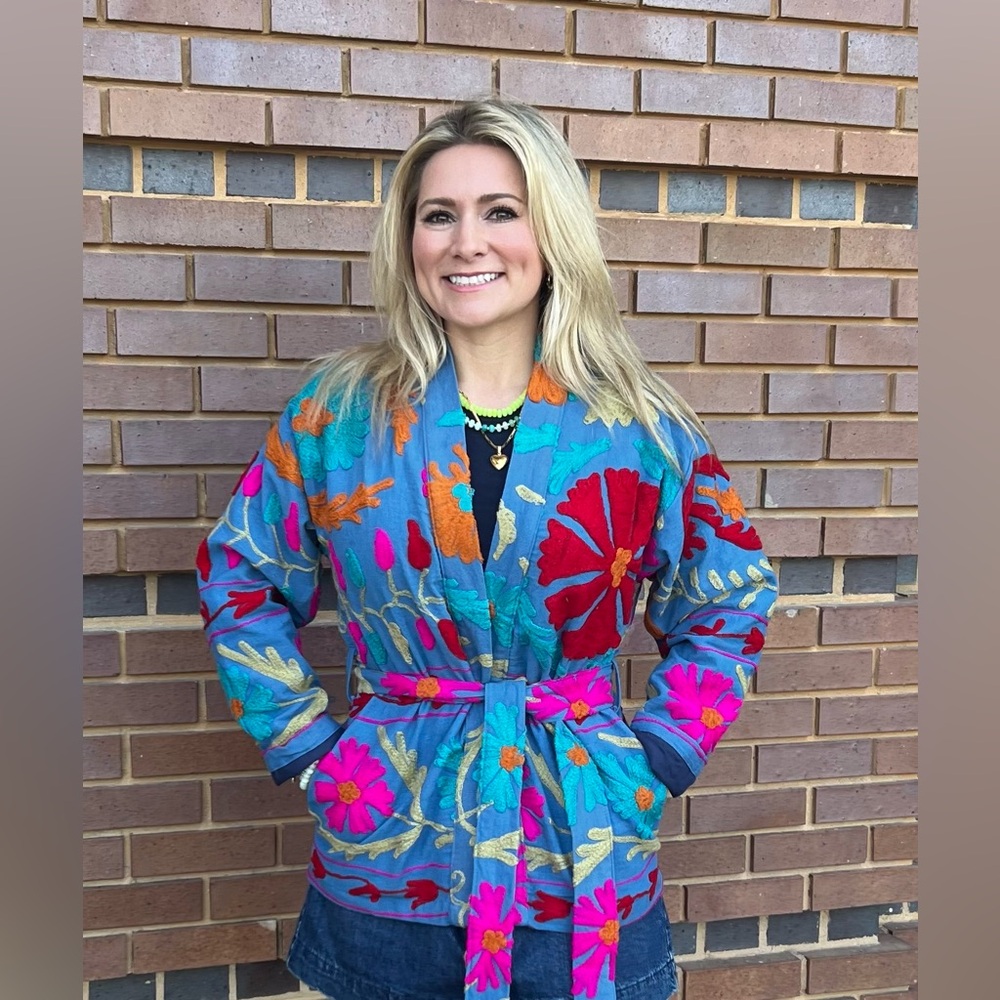 Embroidered Floral Jacket - Picture 5 of 5